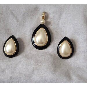 Vintage Hobe Faux Pearl Earrings and Pendant Set Gold Tone/Black Enamel Signed